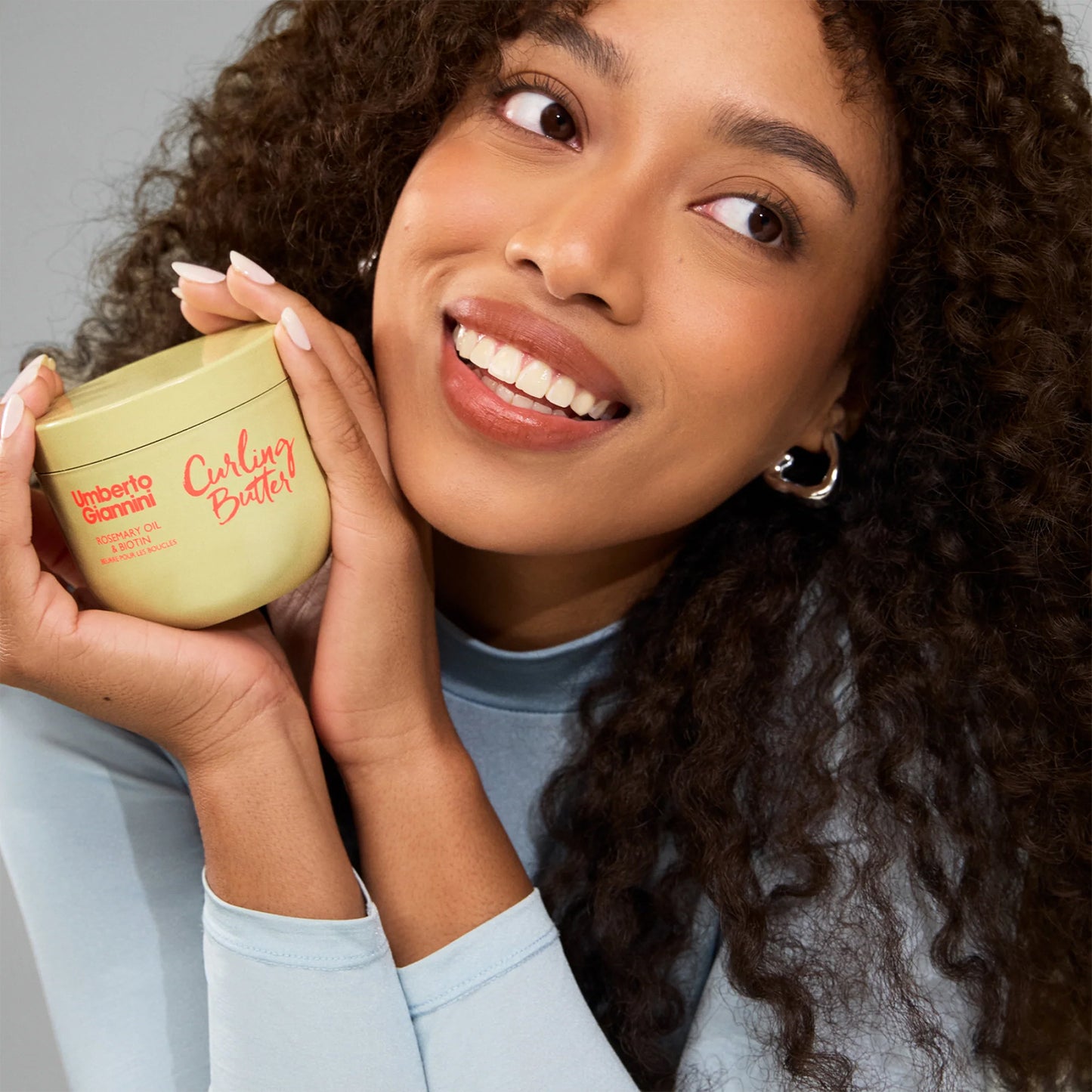 umberto-giannini_Strong-Curls-Rosemary-Oil-_-Biotin-Curling-Butter-300ml_5060472673213_U274_g