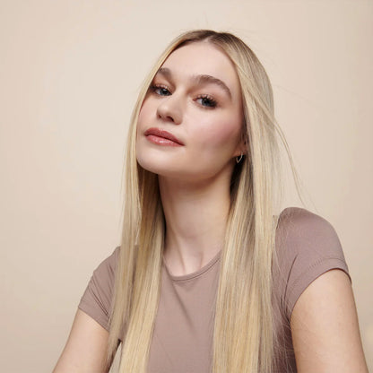 umberto-giannini_Weatherproof-Hold-Anti-Humidity-Frizz-Free-Hairspray-200ml_5060472673114_U265_c